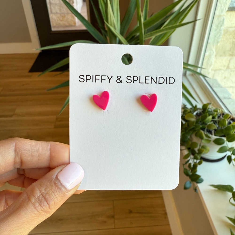 🍒 2/$20 - Hot Pink Heart Stud Earrings